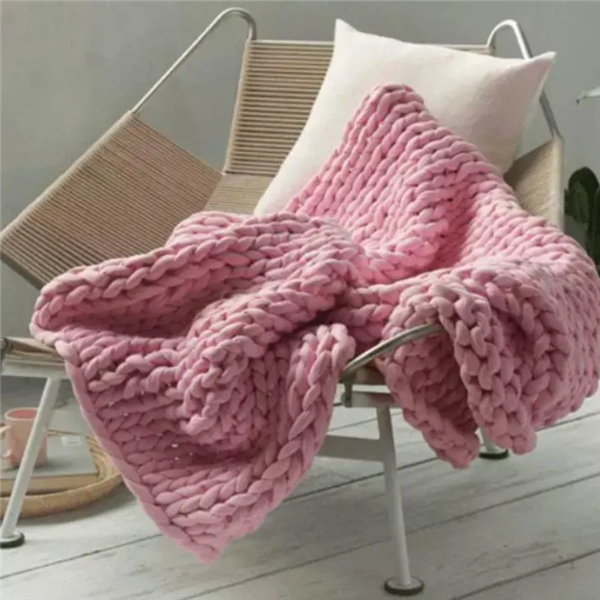 Weighted chunky blanket 1